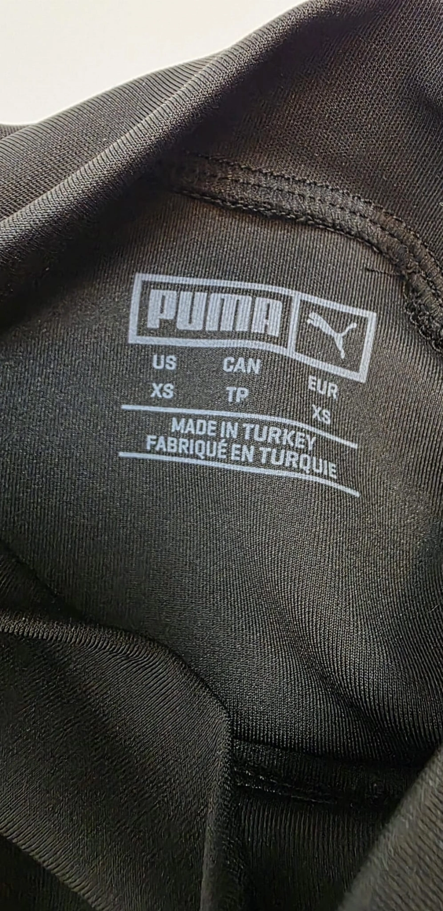 Sportowa sukienka mini marki Puma
