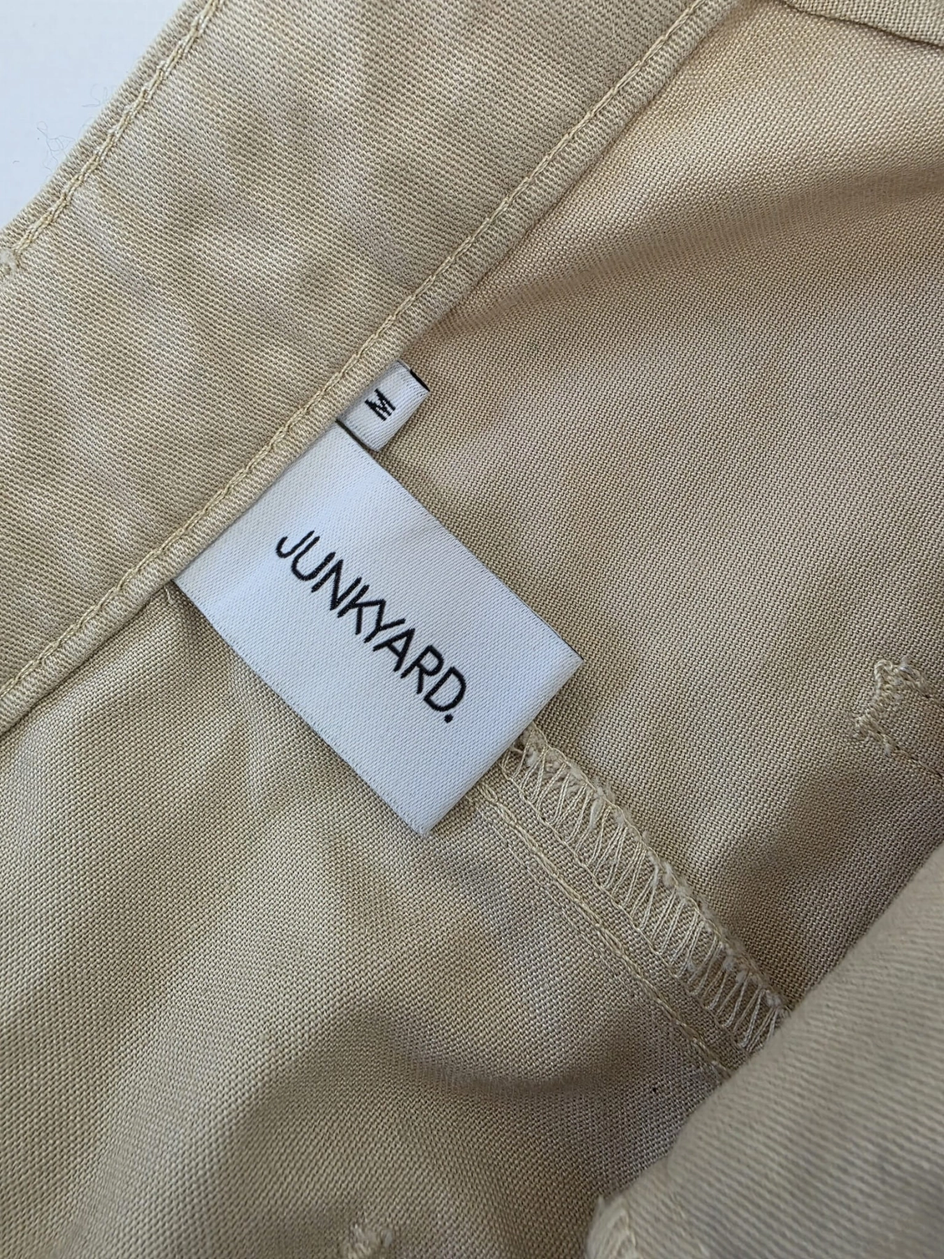 Zestaw: sweter PART TWO butelkowa zieleń, bluzka w motyle STRADIVARIUS i piaskowe, szerokie spodnie