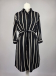 Stylowa sukienka koszulowa w pionowe pasy od ONLY
