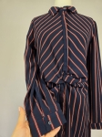 Elegancja w Paski: sukienka Object