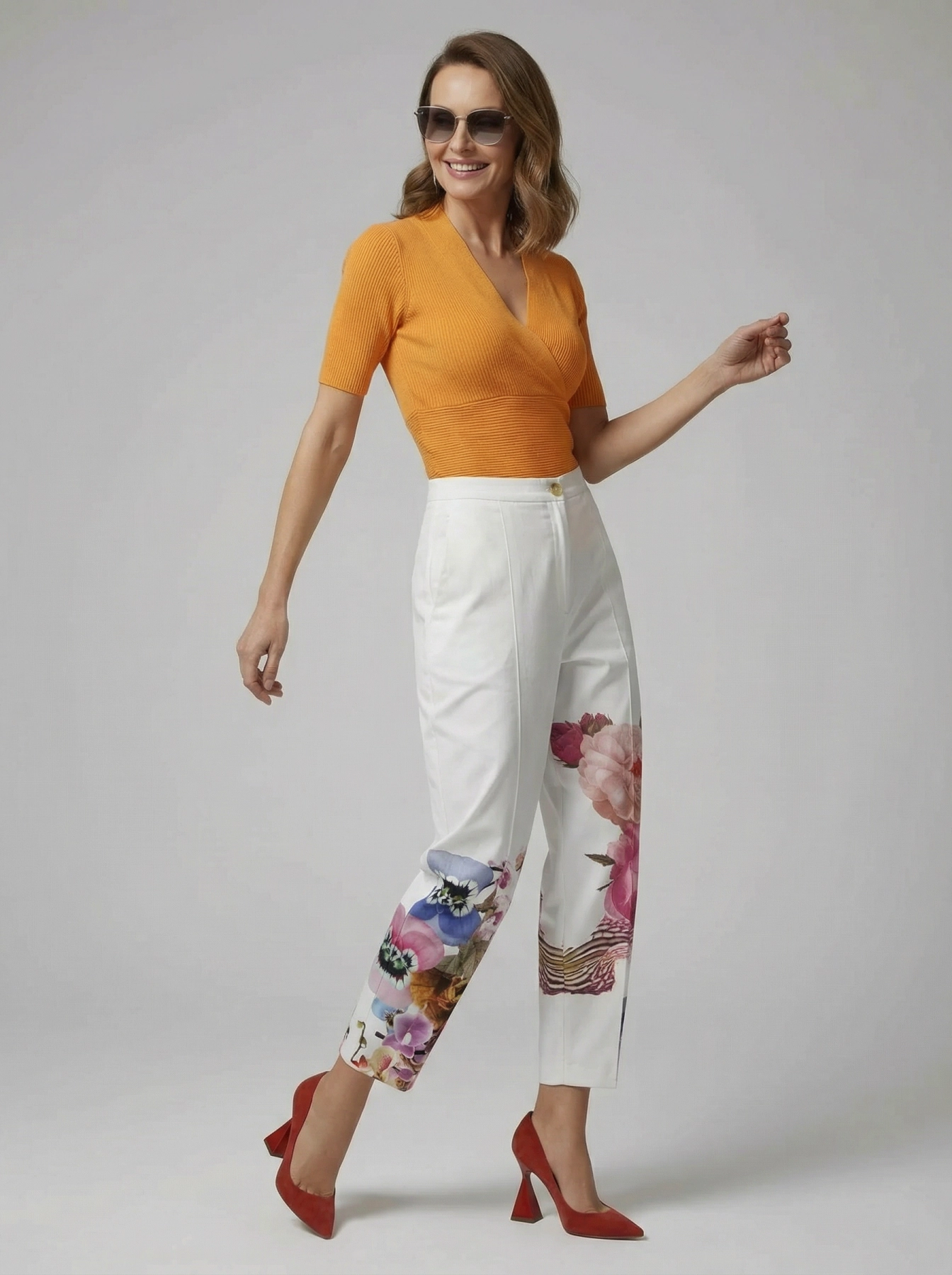 Piękna wiosenna stylizacja: spodnie Desigual i prążkowany top