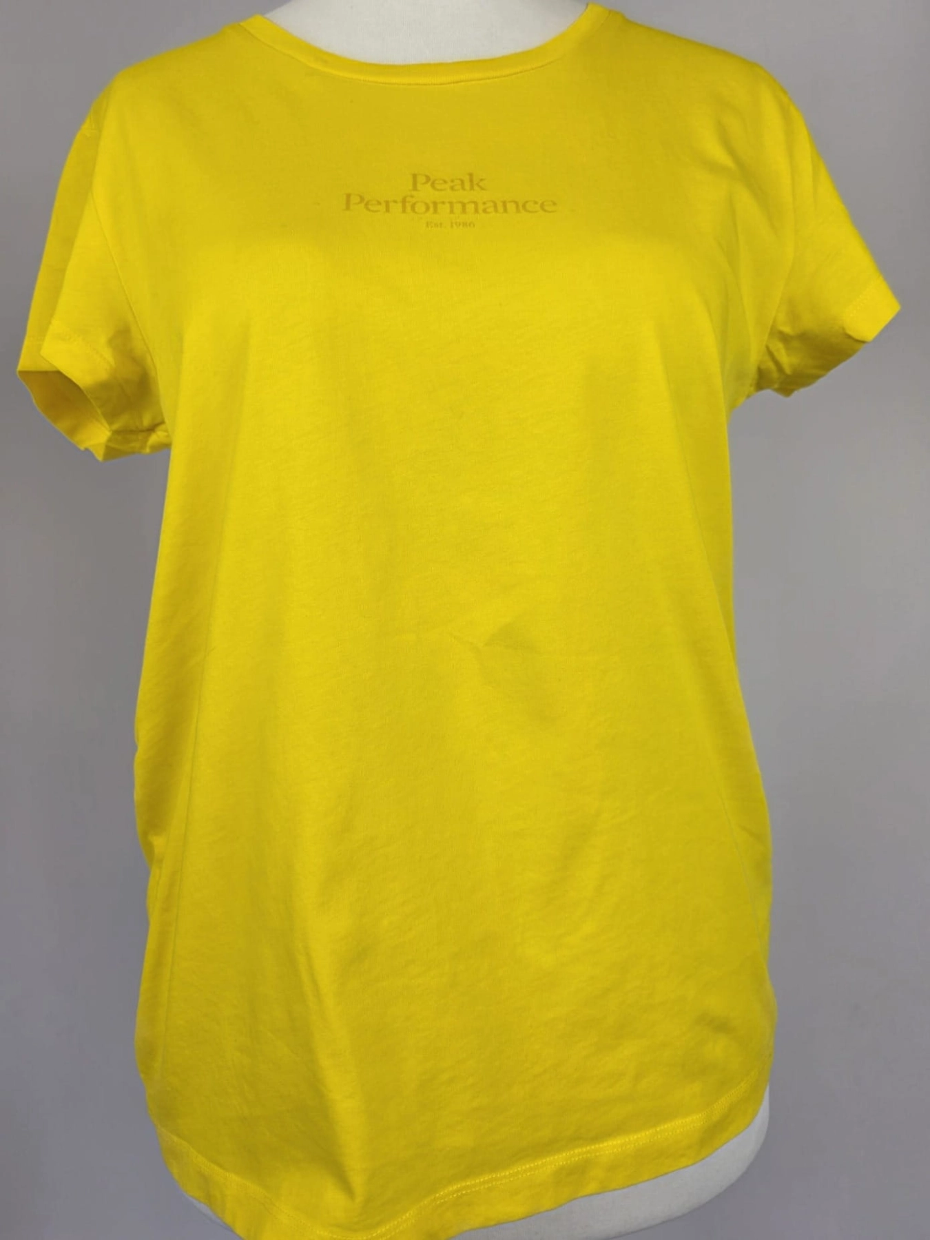 Żółty t-shirt premium Peak Performance